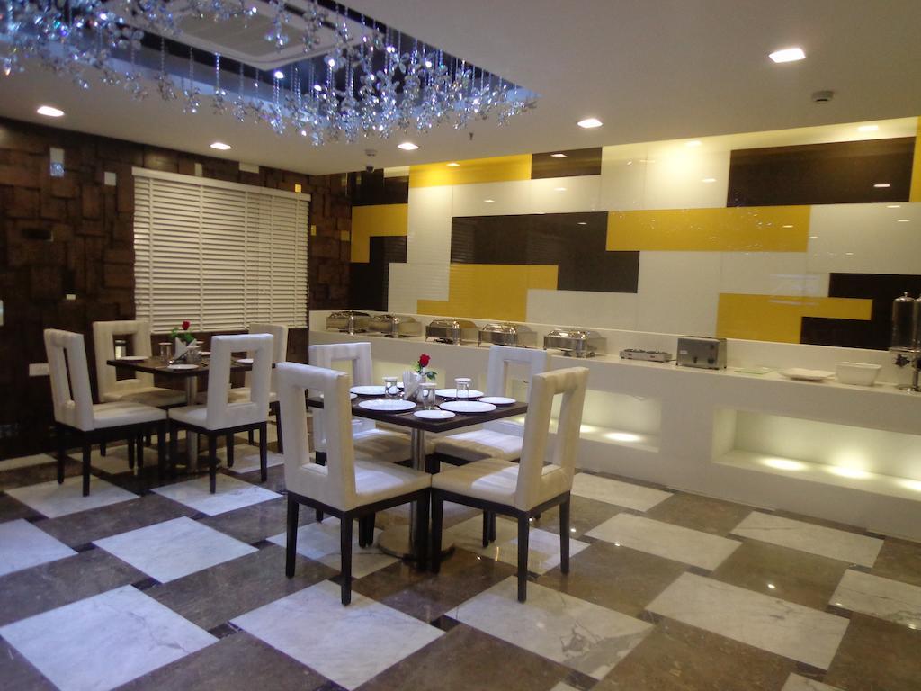 Hotel Taj Princess - Boutique Hotel Delhi  Bagian luar foto