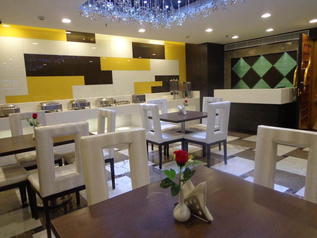 Hotel Taj Princess - Boutique Hotel Delhi  Bagian luar foto