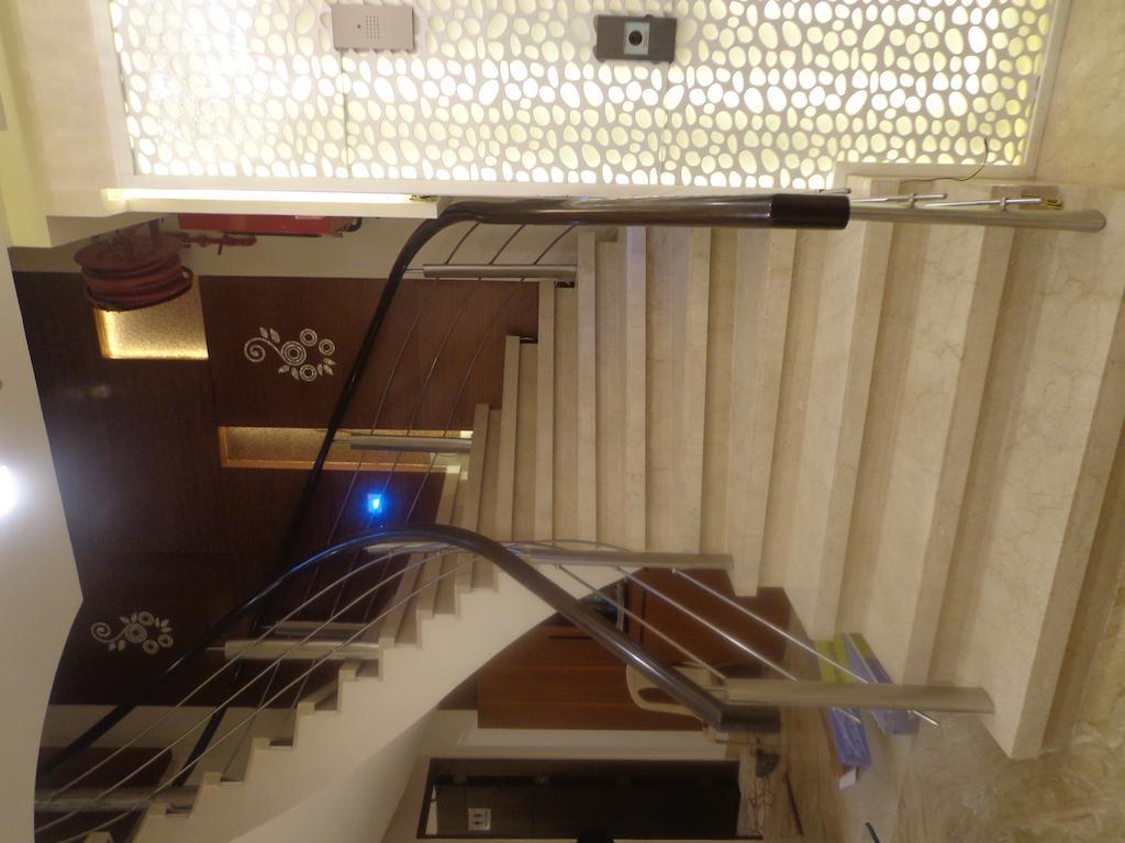 Hotel Taj Princess - Boutique Hotel Delhi  Bagian luar foto