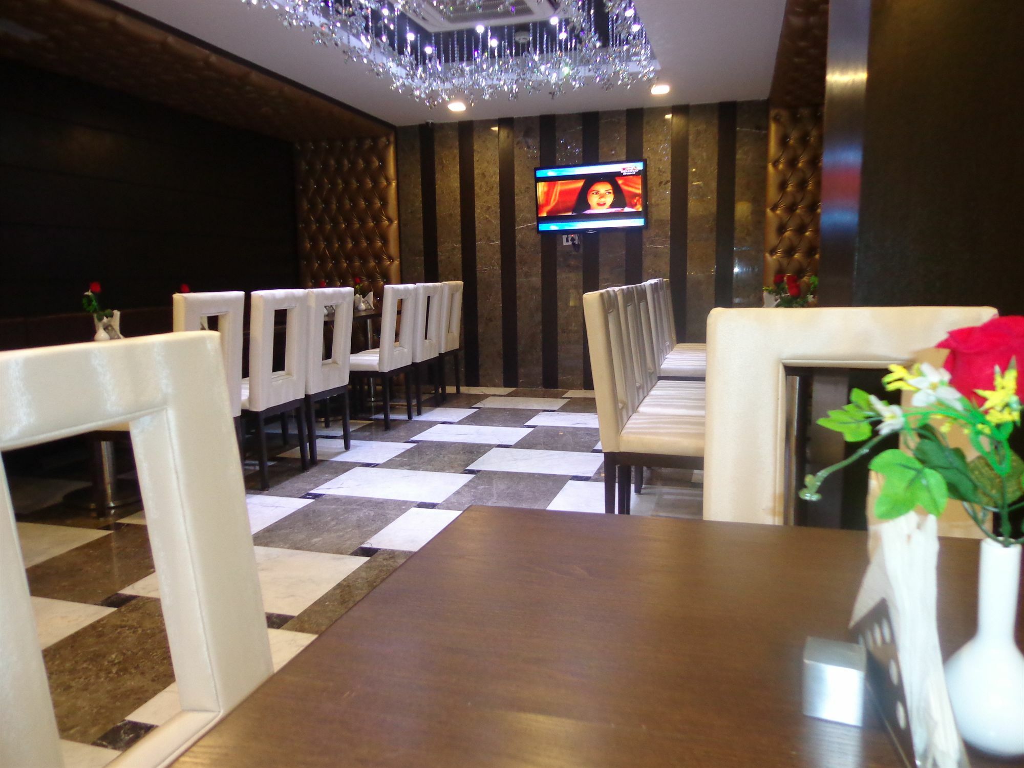 Hotel Taj Princess - Boutique Hotel Delhi  Bagian luar foto