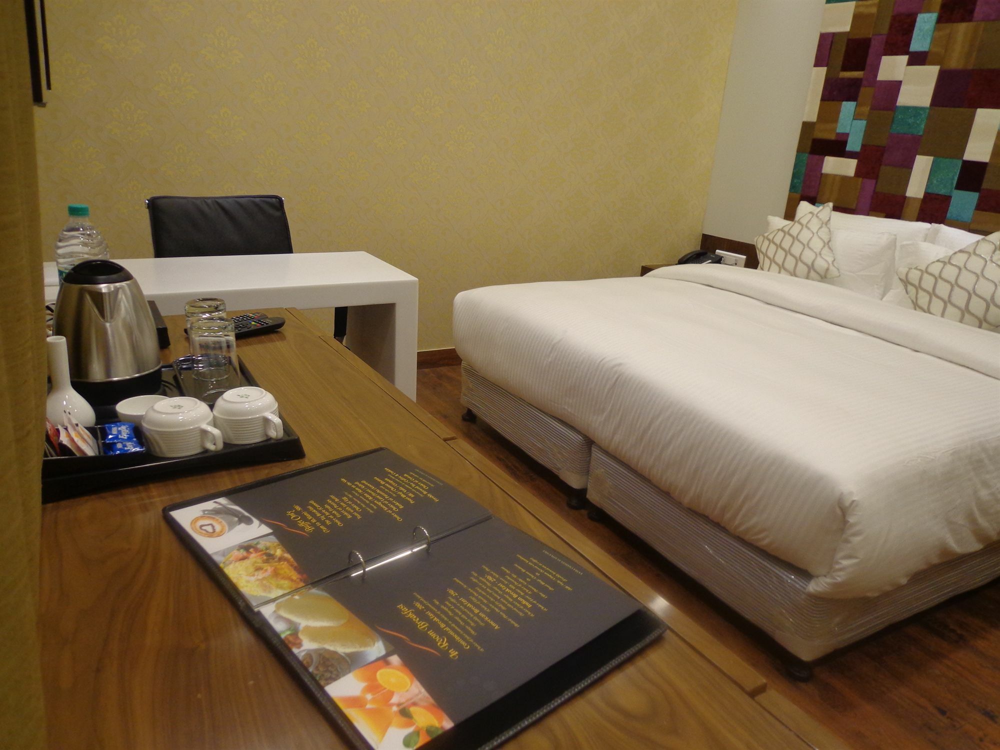 Hotel Taj Princess - Boutique Hotel Delhi  Bagian luar foto