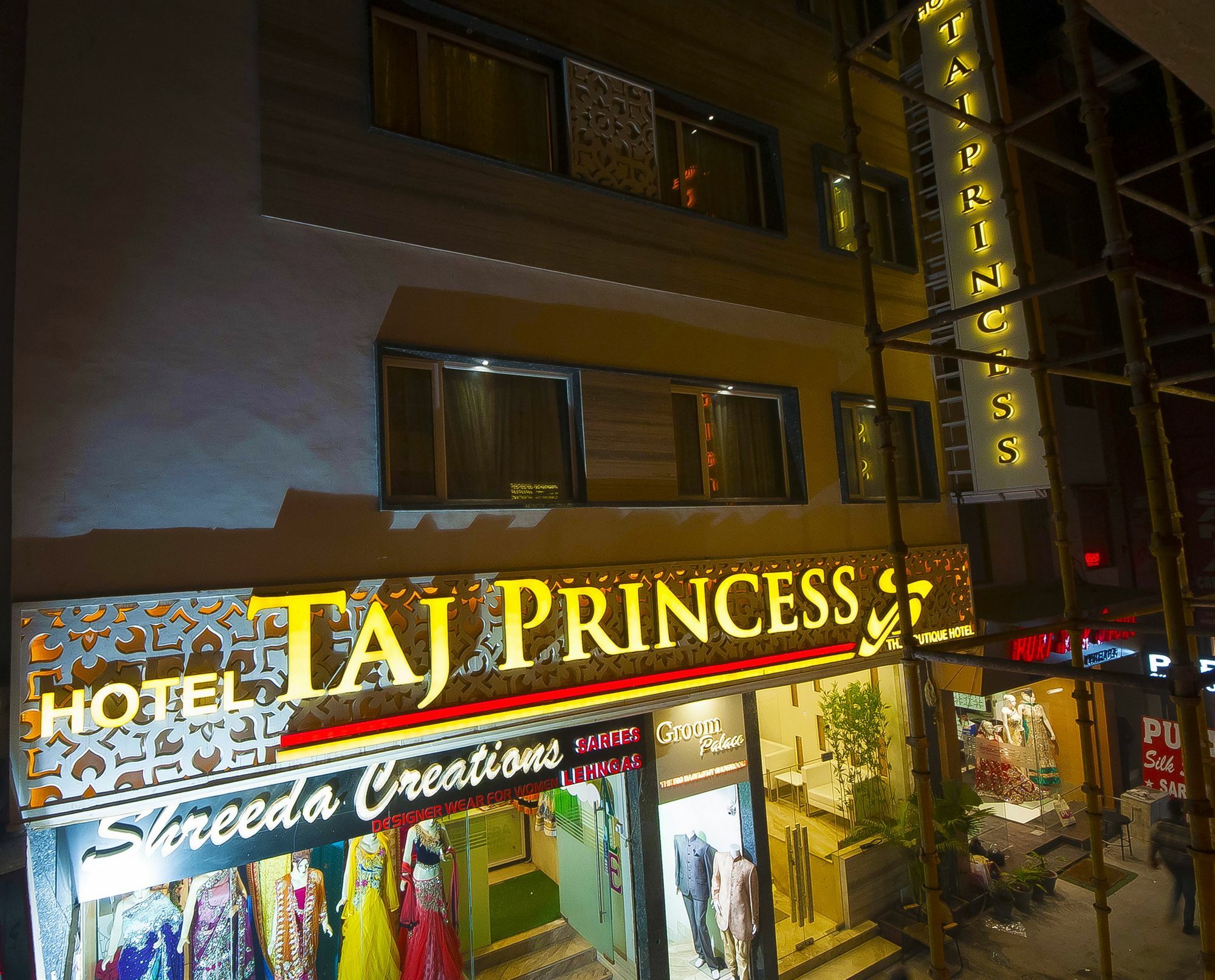 Hotel Taj Princess - Boutique Hotel Delhi  Bagian luar foto